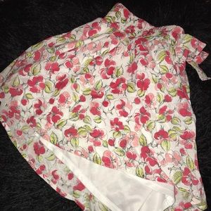Cute Olsenboye Floral Shorts